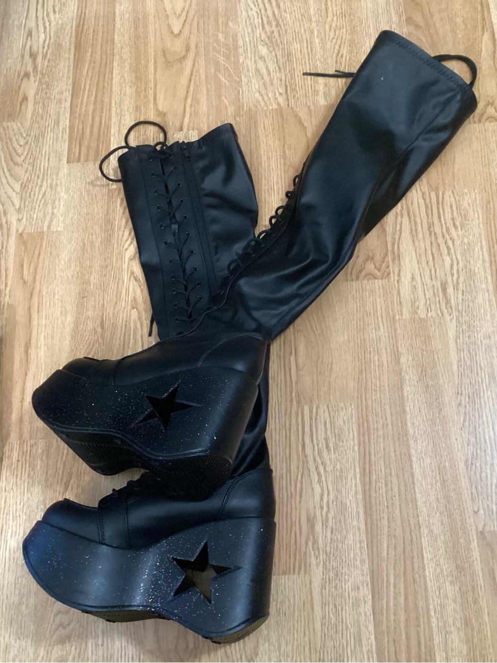 Demonia Dynamite-300 Black Matte Star Cutout Platform Thigh-High Boots Womens 9 - Picture 13 of 14